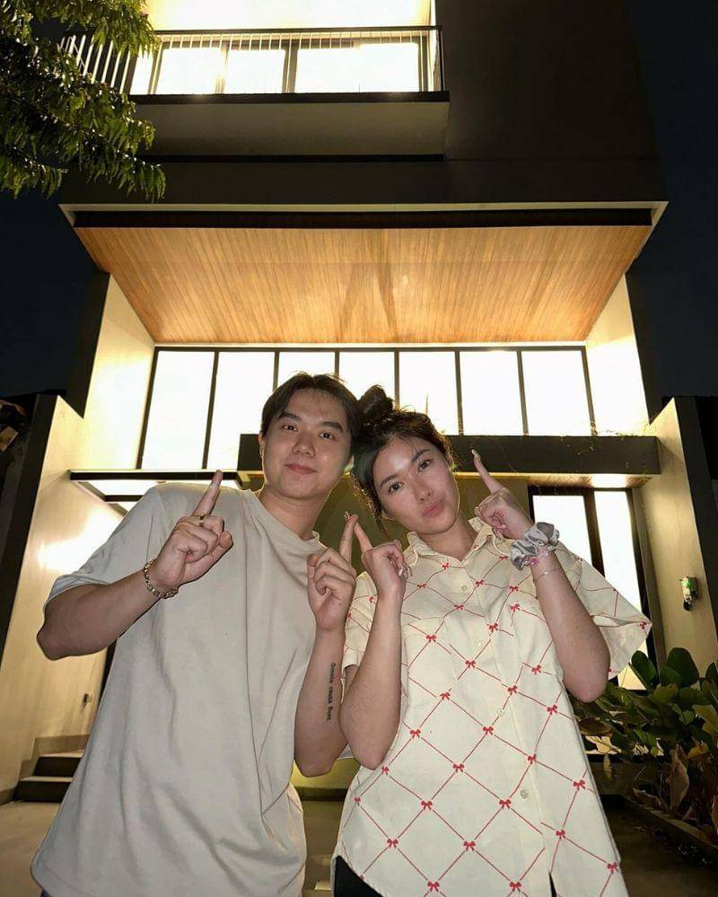 Instagram.com/evelynchrestella